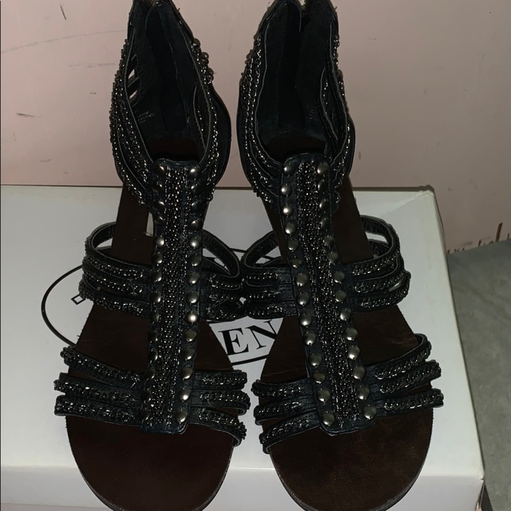 Steve Madden sandals